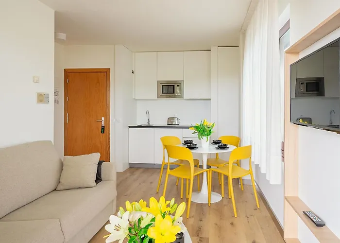 Playas De Liencres - & 아파트호텔 3*