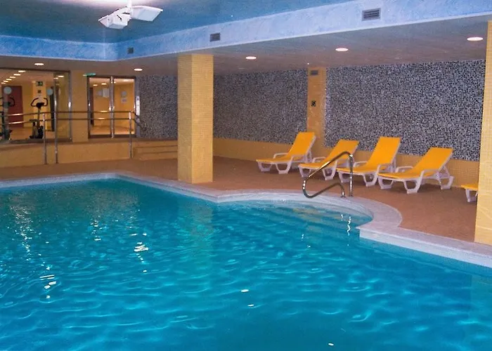 Playas De Liencres - & 아파트호텔 3*