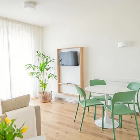 Apartmanhotel Playas De Liencres - & 3*